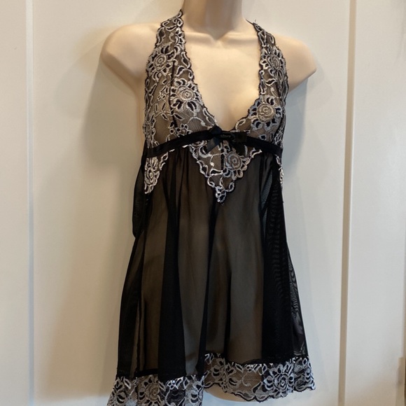 Avidlove lace teddy sheer black with white floral lace. G-String Panty Size L - Picture 4 of 17